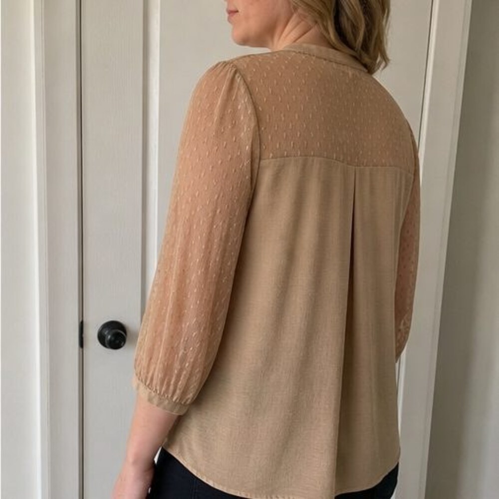 Camel Button Blouse - Picture 3 of 6